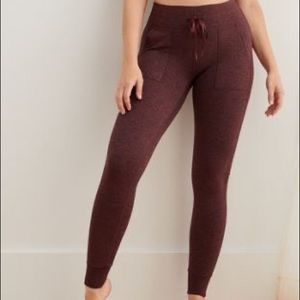 Aerie Chill. Play. Move. Maroon Pocket Leggings